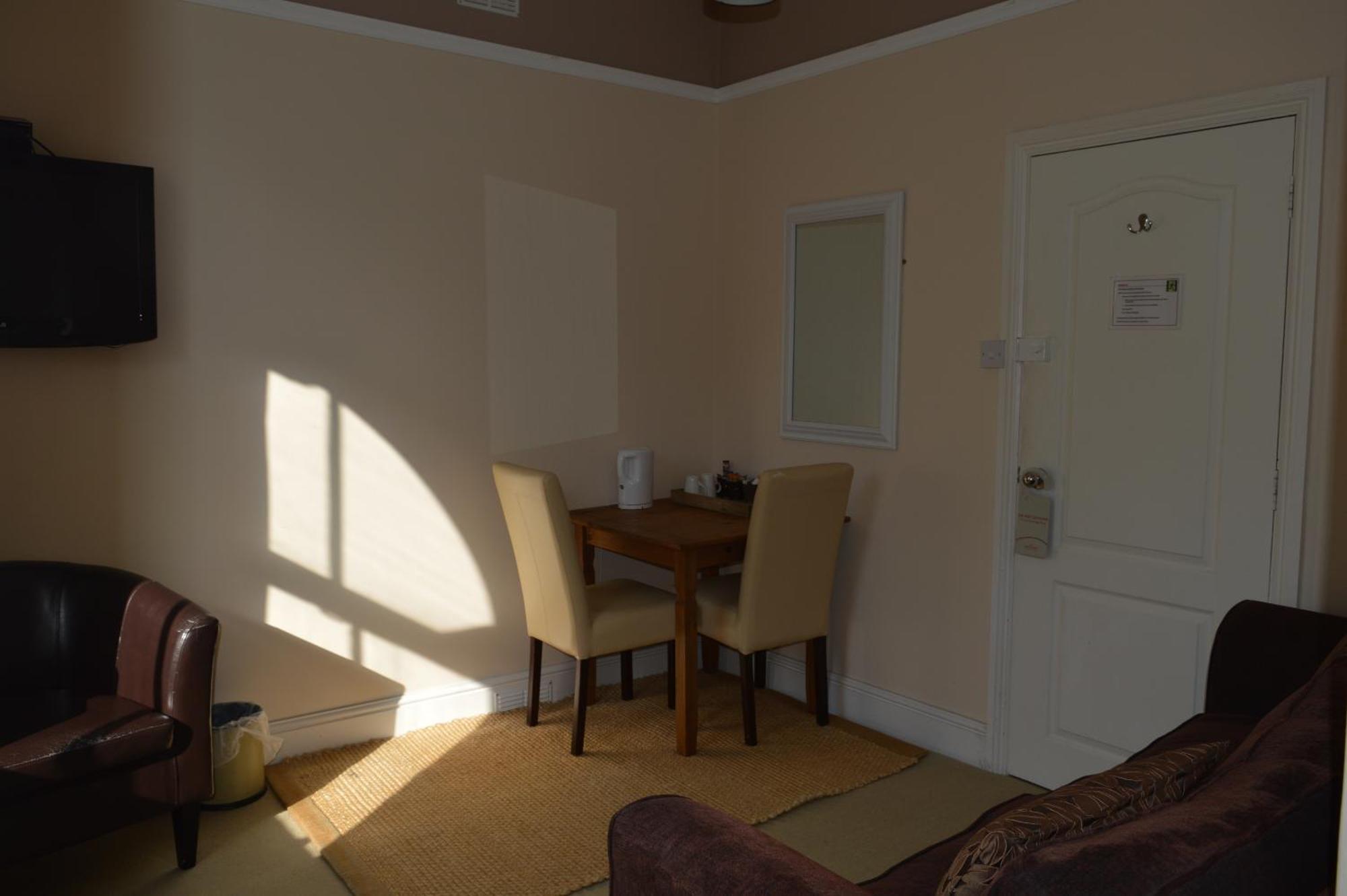 The Sheldon B&B - Free Private Parking Tournoi d'Tournoi d'Eastbourne Extérieur photo