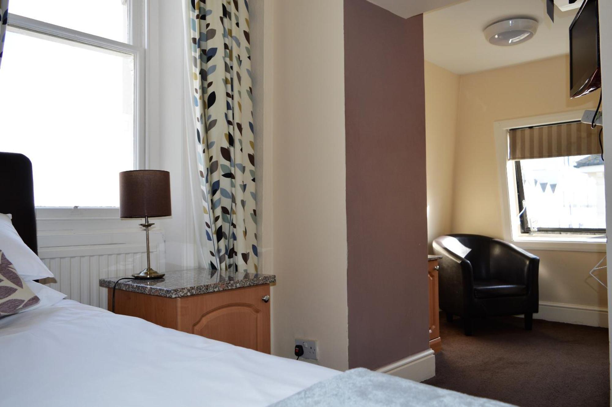 The Sheldon B&B - Free Private Parking Tournoi d'Tournoi d'Eastbourne Extérieur photo